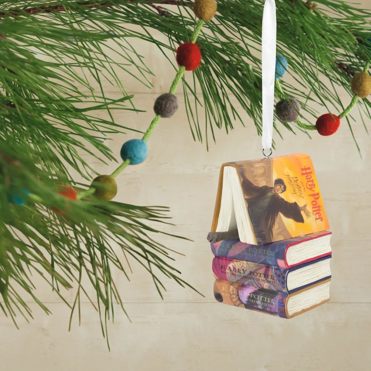 Collectable Harry Potter™️ - Stacked Books with Wand Ornament - Image 4