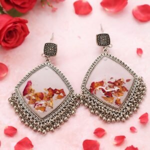 hand made resin art earrings with dry rose petals preserved