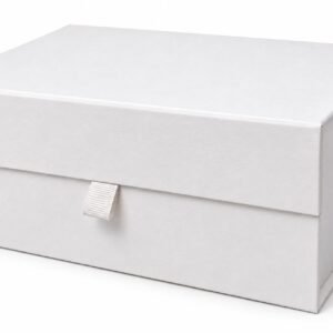 White medium sized magnetic gift box